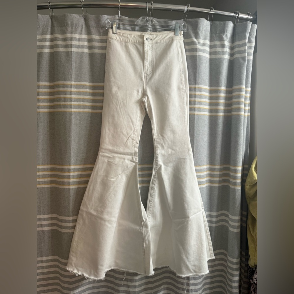 White Bell Bottom Free People jeans